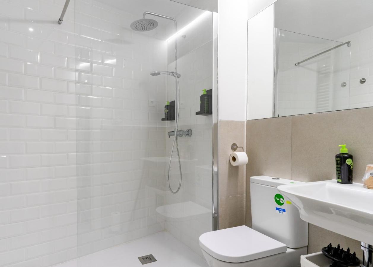 Limehome Madrid Calle Ave Maria - Estancia Temporal エクステリア 写真